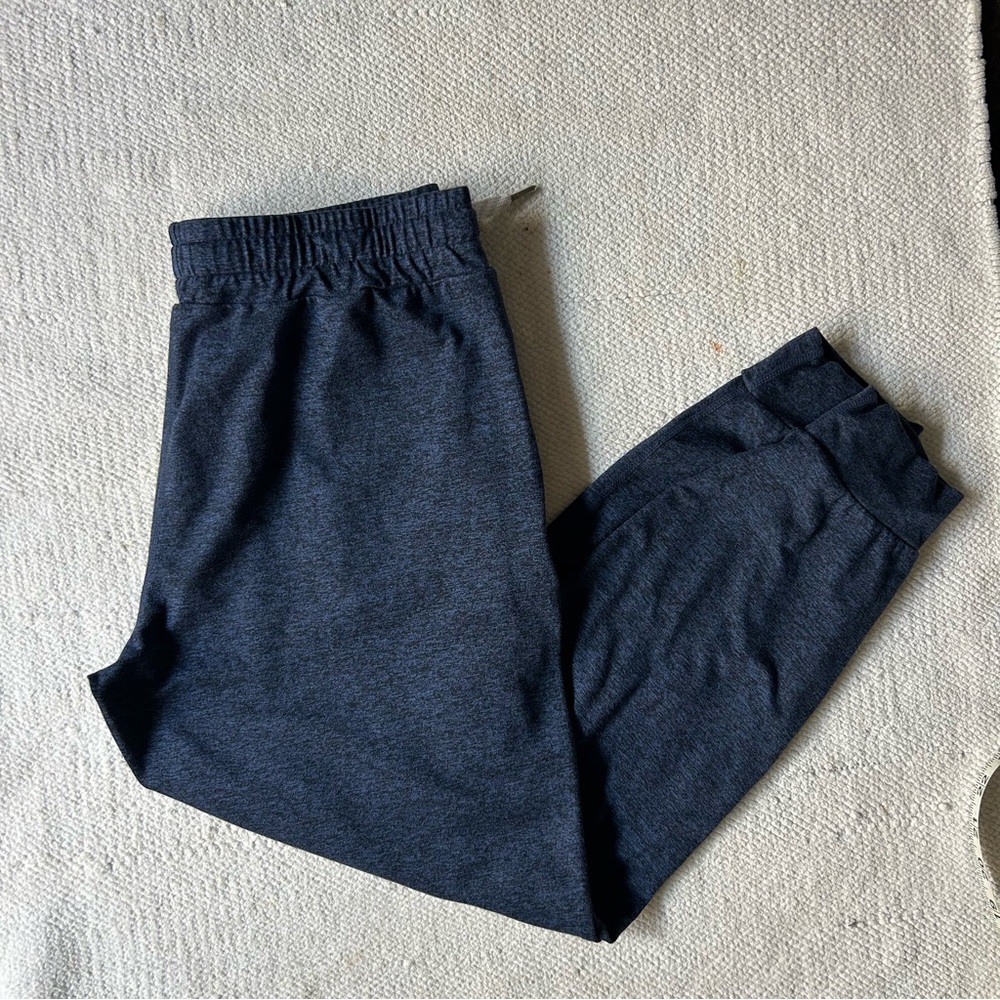 Vuori Performance Navy Jogger Pants - Picture 7 of 8